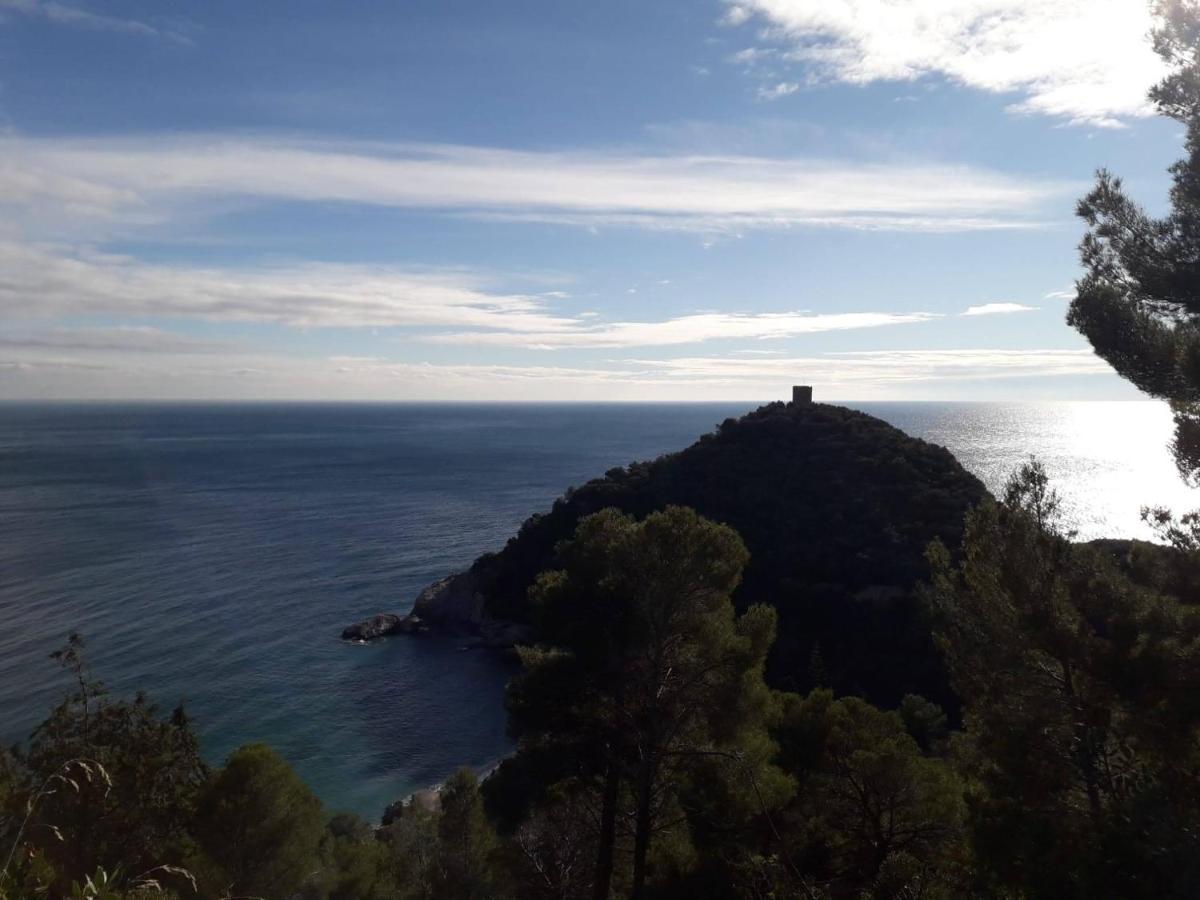 Residence Holidays Pietra Ligure Exterior foto