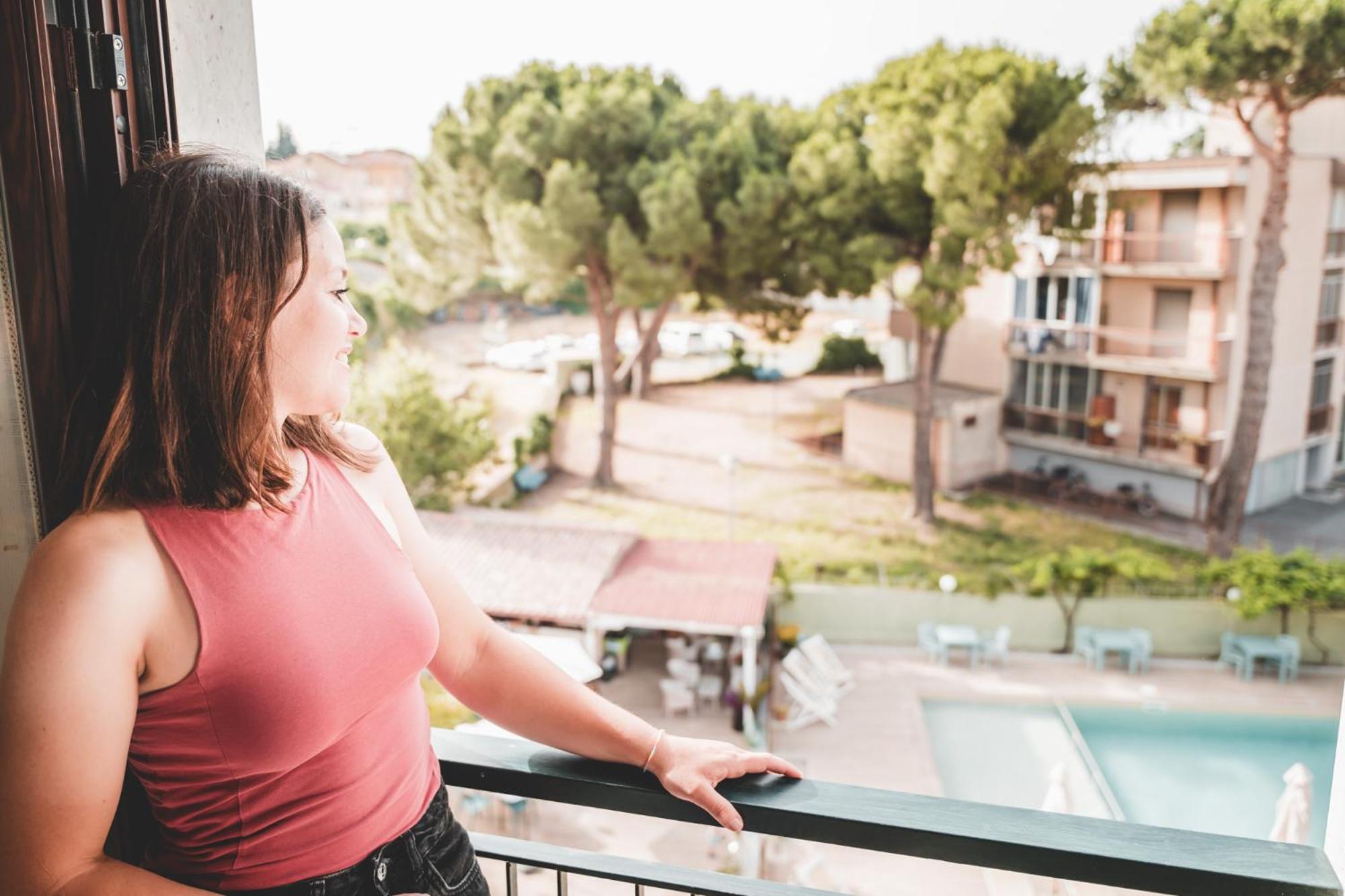 Residence Holidays Pietra Ligure Exterior foto